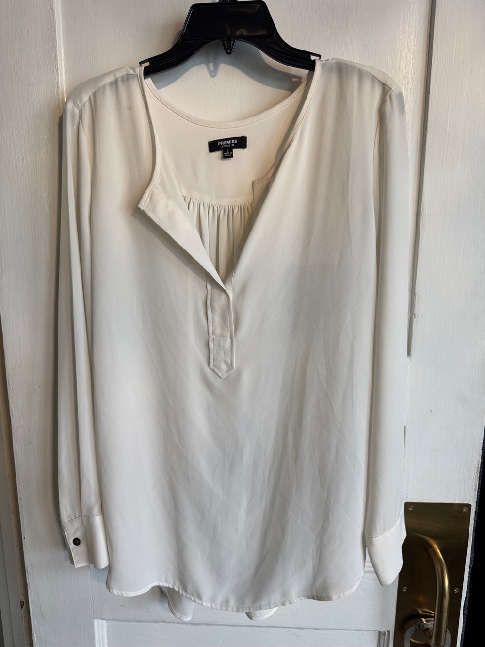Premise Cream Long Sleeve V-Neck Blouse